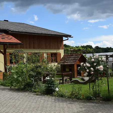 Bauernhof Flucher-plaschg