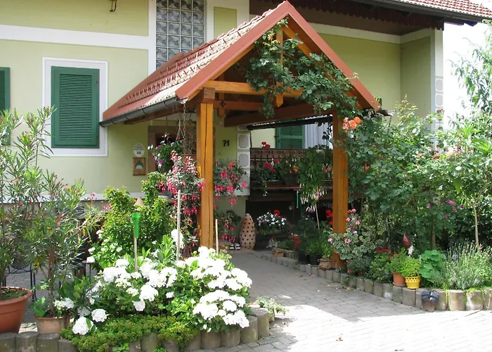 Bauernhof Flucher-plaschg * Straden